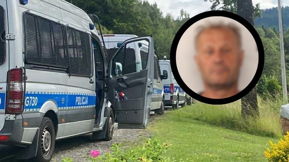 zdjęcie przedstawia sznur radiowozów stojących na jezdni