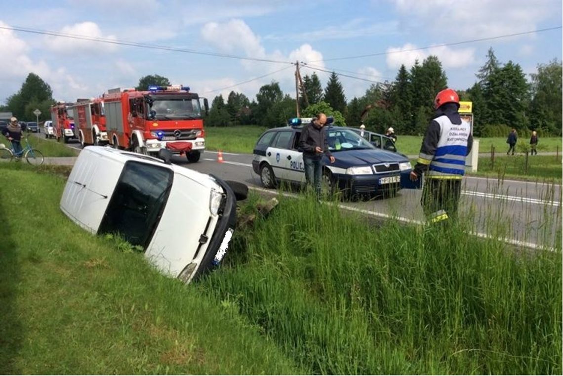 Kolizja daewoo z peugeotem w Dominikowicach (aktualizacja)