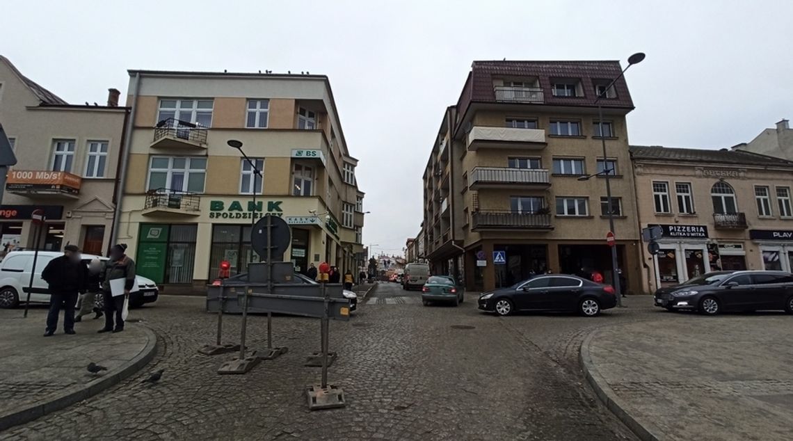 Korek przy skrzyżowaniu ulic Mickiewicza i Stróżowskiej nie maleje