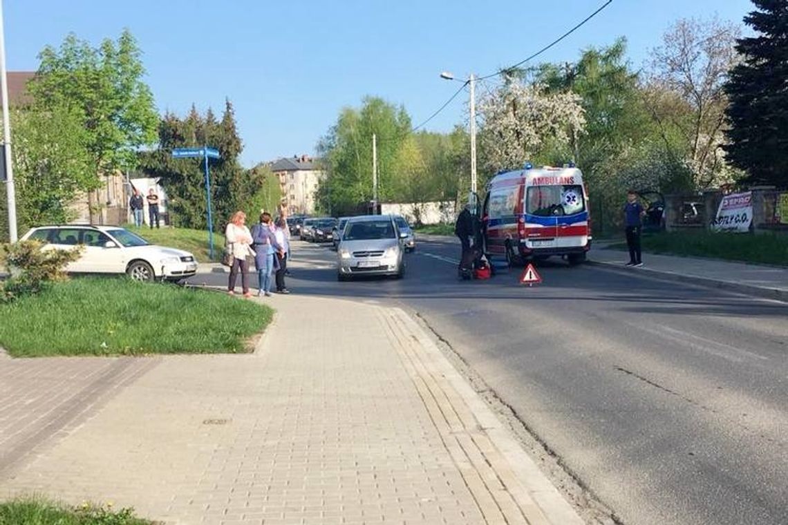 Kronika policyjna: 500 złotych za wjechanie w znak i wypadek z udziałem rowerzysty i osobówki, ale bez potrącenia