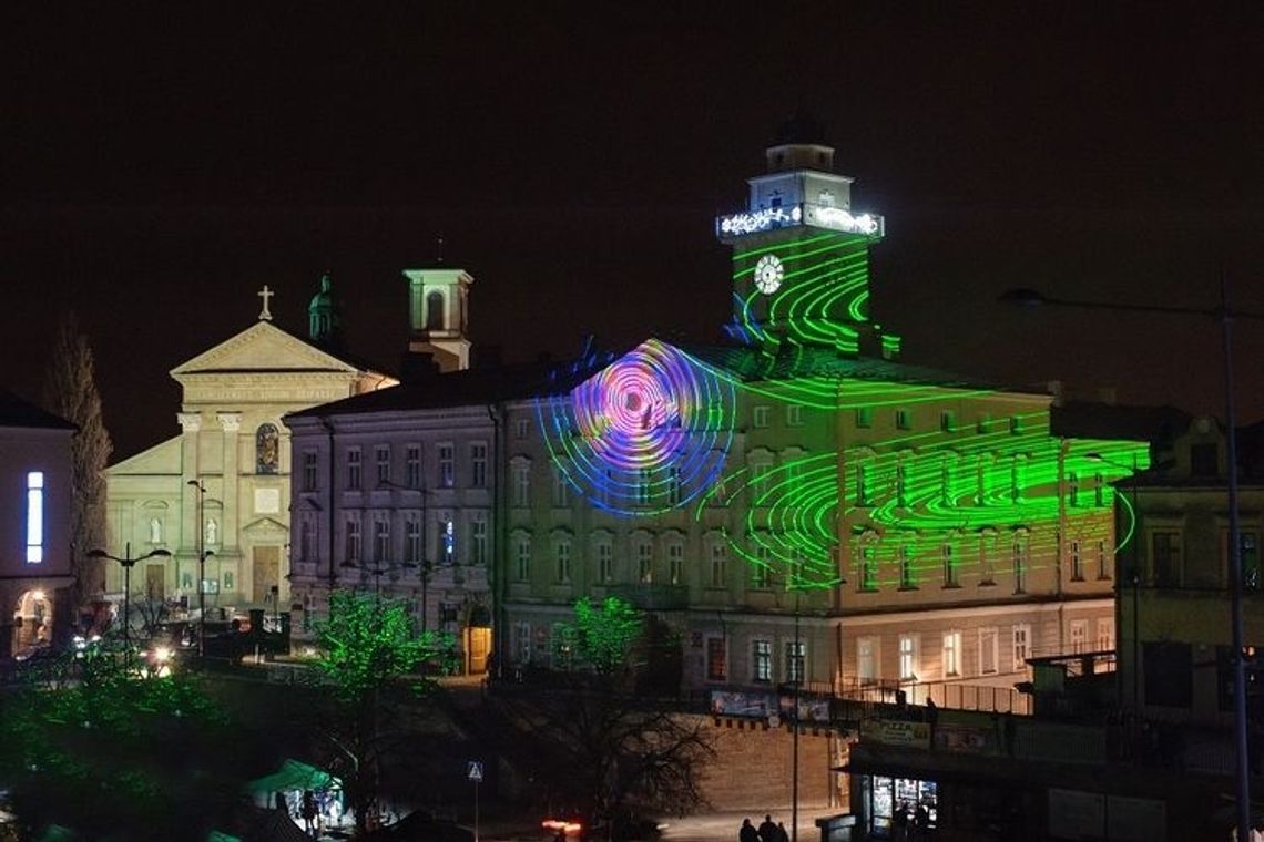 Laserowy jarmark świąteczny