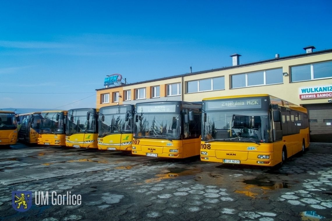 Miejskim autobusem na pociąg LUNA