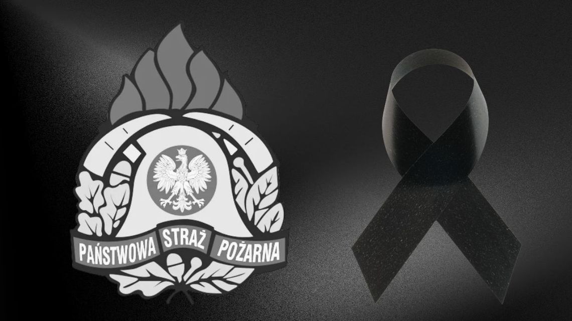 Nie żyje dwóch strażaków z Państwowej Straży Pożarnej. Tragiczna akcja gaśnicza na Podkarpaciu logo państwowej straży pożarnej i czarna wstążka
