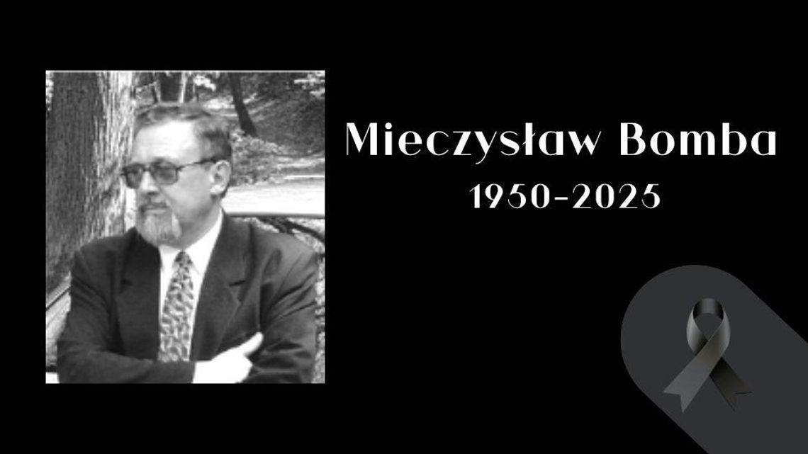 zdjęcie przedstawia czarno-biały portret mężczyzny