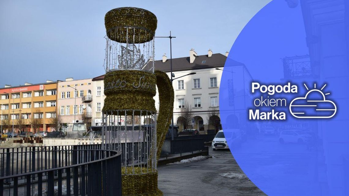 Niedziela z deszczem i zachmurzeniem | Prognoza pogody na dziś - halogorlice.info zdjęcie przedstawia makietę lampy naftowej na ulicy w mieście