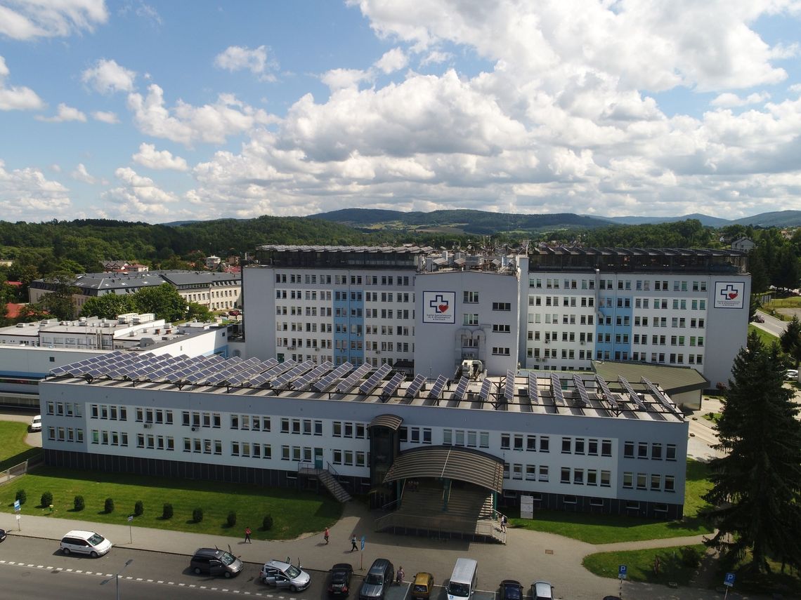 zdjęcie przedstawia szpital w Gorlicach