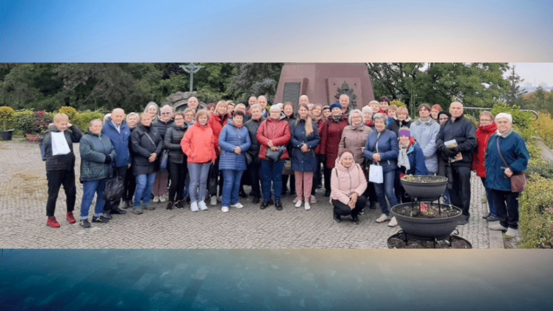 Pojechali tam dla wiedzy i po wielkie przeżycia: uczestnicy LOWE w trasie