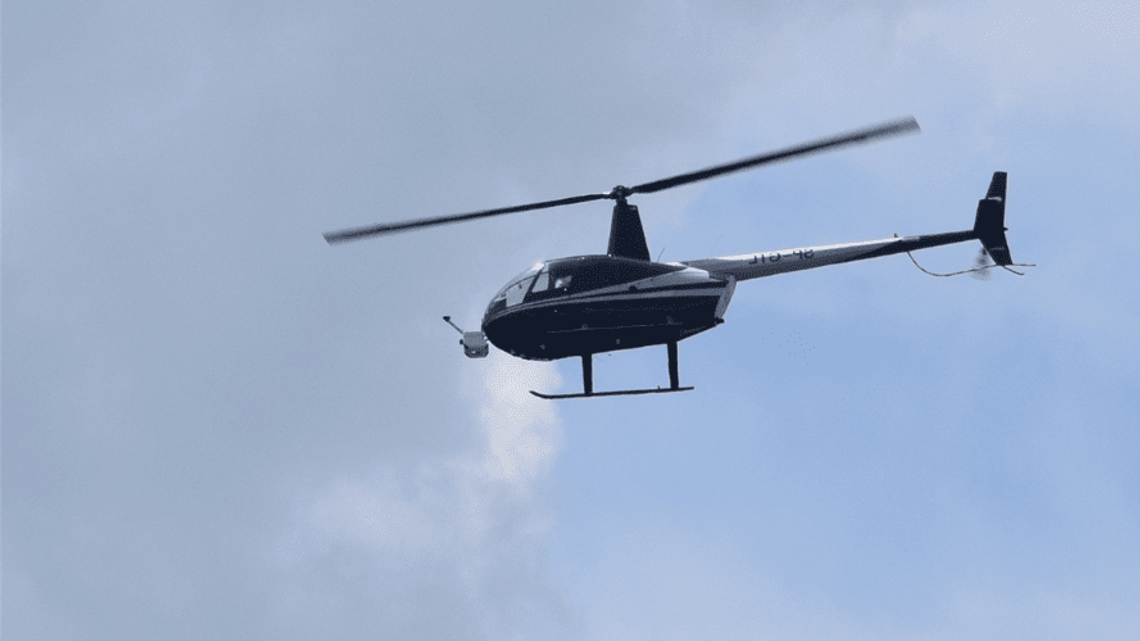 Pytania o niezwykłe loty helikopterem nad Gorlicacmi. Polska Spółka Gazownictwa odpowiada