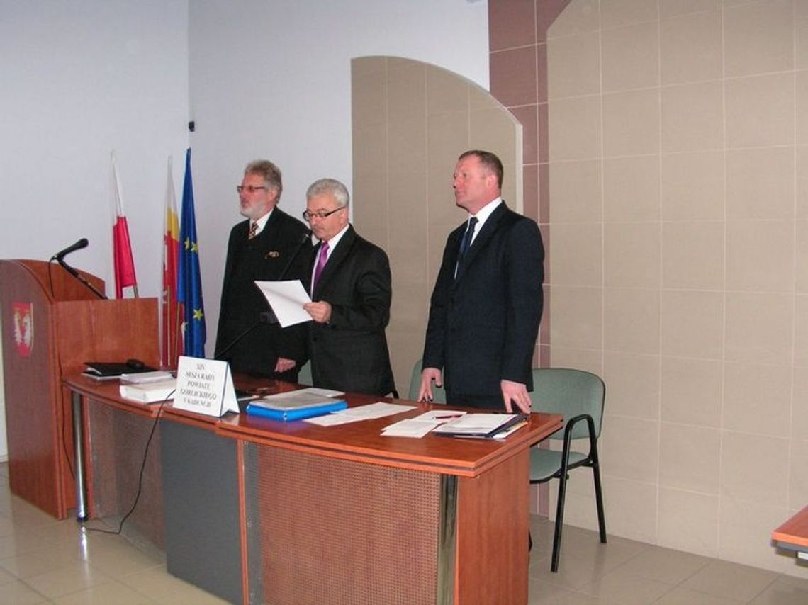 Rada Powiatu Gorlickiego podsumowała prace z 2015 roku