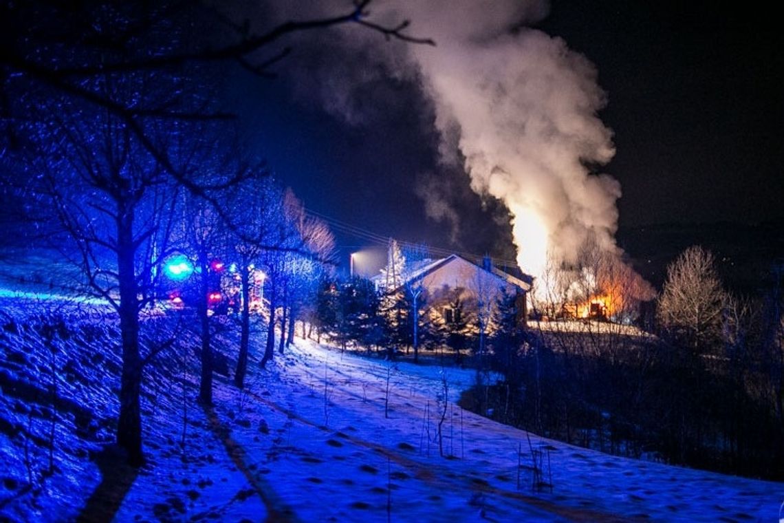 Spłonął garaż i samochód (aktualizacja)