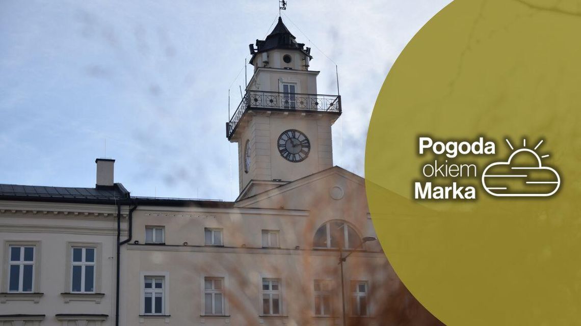 zdjęcie przedstawia ratusz