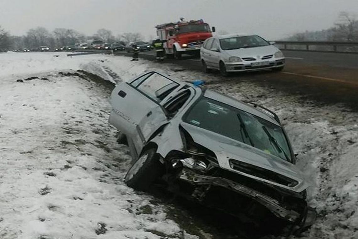 Szukamy pirata drogowego. Spowodował wypadek, w którym ucierpieli gorliczanie.