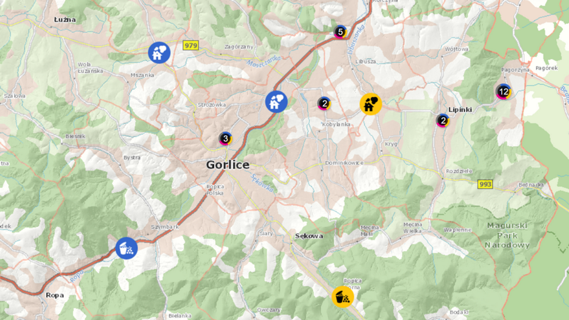 Uprzejmie donoszę... Co robić, kiedy sąsiad pali w piecu śmieciami?