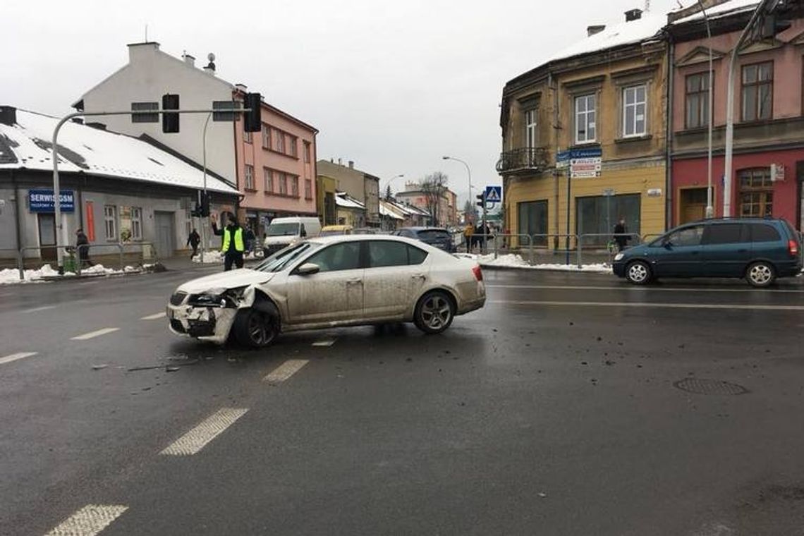 Uwaga! Ruch na Zawodziu jest utrudniony AKTUALIZACJA