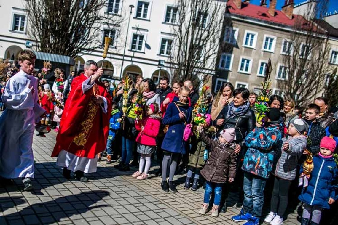 W Kościele Katolickim początek Wielkiego Tygodnia i Światowy Dzień Młodzieży