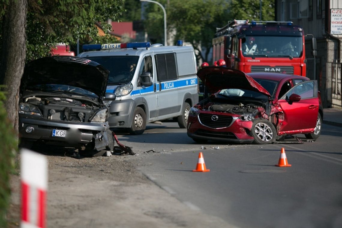 Zderzenie na ulicy Stróżowskiej w Gorlicach. Droga była zablokowana.