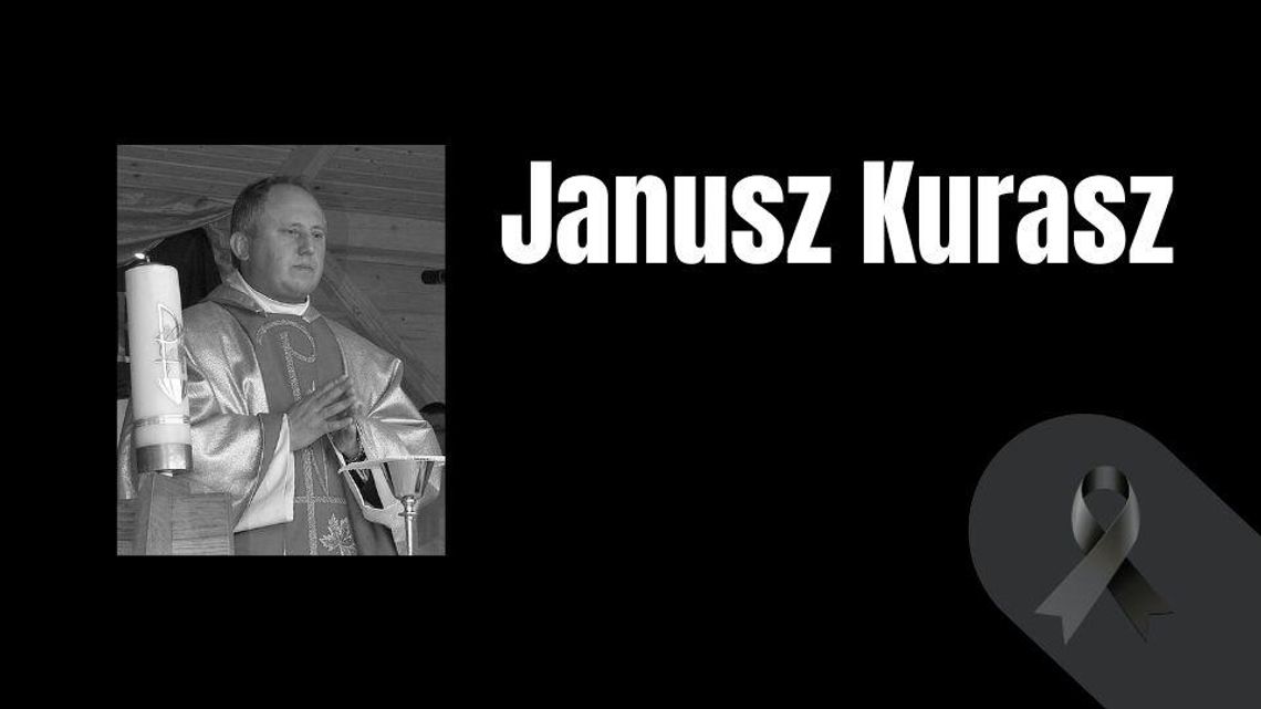 zdjęcie czarno-białe mężczyzny w sutannie