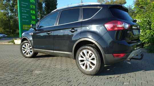 Ford Kuga 4x4 AWD Ford Kuga 4x4 AWD
