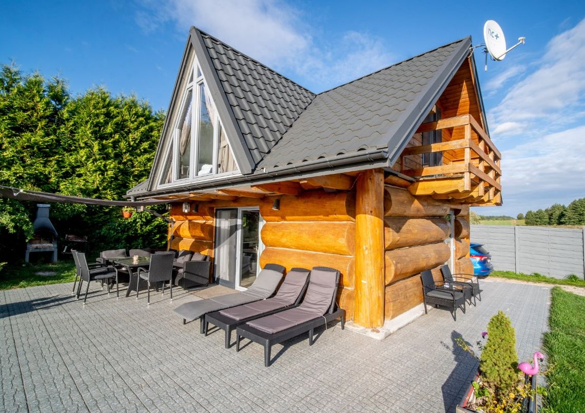 Mazury Cud Natury - Domy nad jeziorem z jacuzzi na wakacje dla grup Mazury Cud Natury - Domy nad jeziorem z jacuzzi na wakacje dla grup