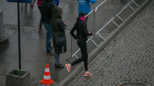 Najlepsze biegaczki z Polski, a biegacze z Ukrainy. Znamy wyniki biegu sylwestrowego [ZDJĘCIA, WIDEO]