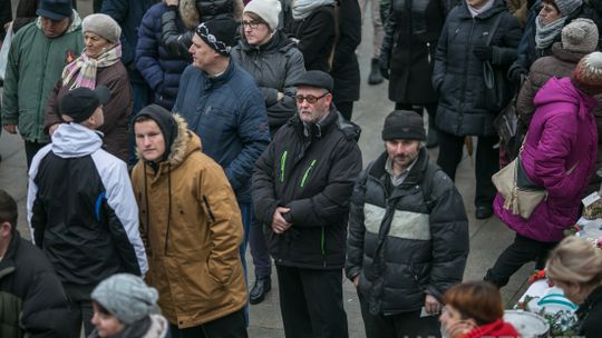 Były serdeczne życzenia i łamanie się opłatkiem. Gorliczanie spotkali się na miejskiej wigilii [ZDJĘCIA, VIDEO]