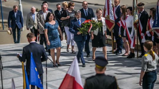 Dziś Święto Pracy i 14. rocznica wstąpienia Polski do Unii Europejskiej