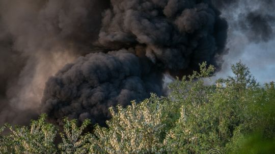 Pożar składowiska śmieci, dym widać było z kilkunastu kilometrów