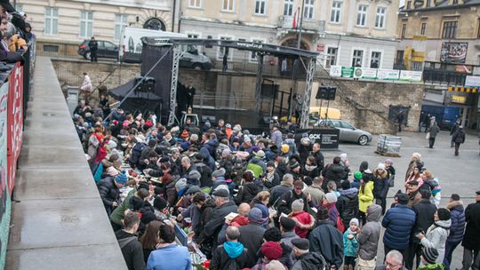 Były serdeczne życzenia i łamanie się opłatkiem. Gorliczanie spotkali się na miejskiej wigilii [ZDJĘCIA, VIDEO]