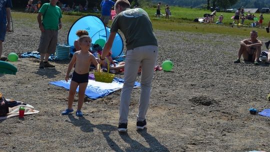 Słońce, woda, konkursy z nagrodami i wiedza przemycana w nietypowych pokazach