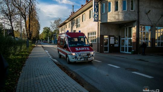 Kolejna akcja strażaków na terenie byłej rafinerii