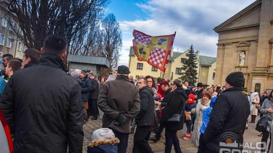 Królewski orszak przemierzył miasto