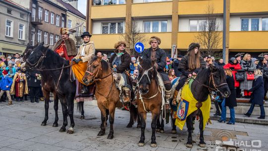 Królewski orszak przemierzył miasto