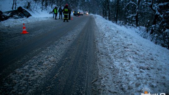 Zima daje się we znaki kierowcom AKTUALIZACJA