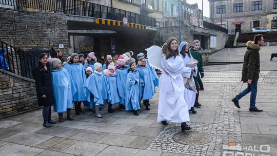 Królewski orszak przemierzył miasto