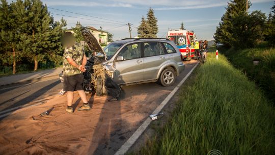 Sękowa. Zderzenie dwóch pojazdów osobowych.