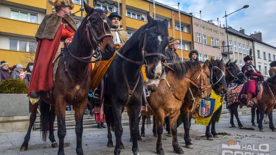 Królewski orszak przemierzył miasto