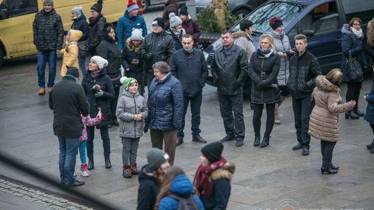 Były serdeczne życzenia i łamanie się opłatkiem. Gorliczanie spotkali się na miejskiej wigilii [ZDJĘCIA, VIDEO]