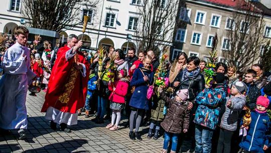 W Kościele Katolickim początek Wielkiego Tygodnia i Światowy Dzień Młodzieży