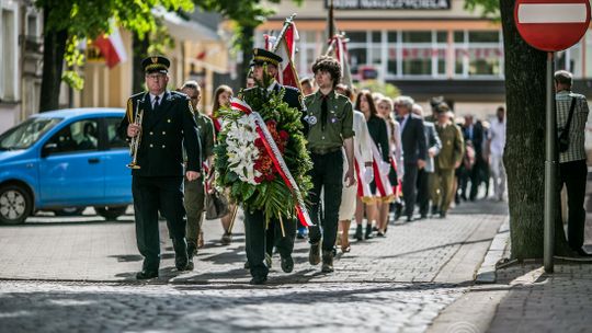 Dziś Święto Pracy i 14. rocznica wstąpienia Polski do Unii Europejskiej