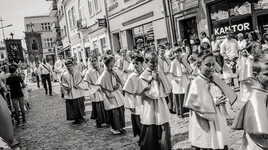 W liturgii i procesji Bożego Ciała wzięły udział tłumy Gorliczan