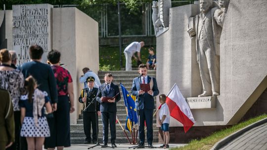 Dziś Święto Pracy i 14. rocznica wstąpienia Polski do Unii Europejskiej