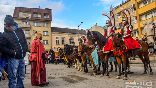 Królewski orszak przemierzył miasto