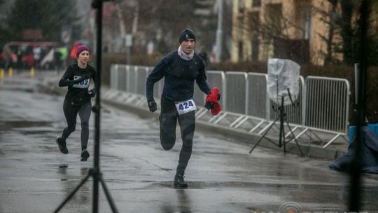 Najlepsze biegaczki z Polski, a biegacze z Ukrainy. Znamy wyniki biegu sylwestrowego [ZDJĘCIA, WIDEO]