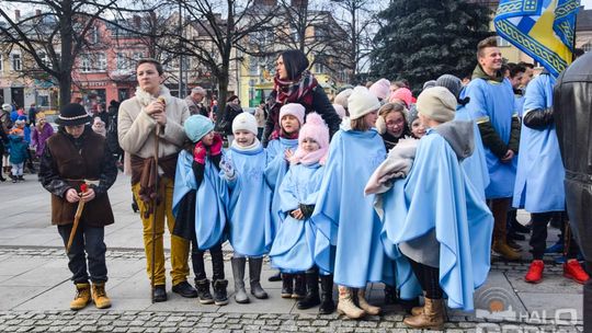 Królewski orszak przemierzył miasto