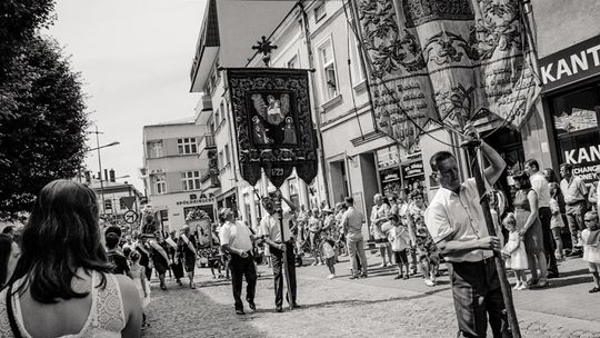 W liturgii i procesji Bożego Ciała wzięły udział tłumy Gorliczan