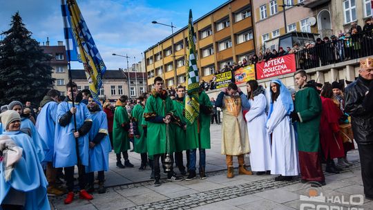 Królewski orszak przemierzył miasto