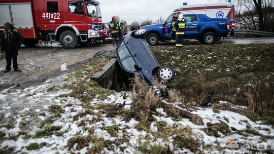 Bystra: Trzy osoby w szpitalu po wypadku