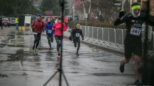 Najlepsze biegaczki z Polski, a biegacze z Ukrainy. Znamy wyniki biegu sylwestrowego [ZDJĘCIA, WIDEO]