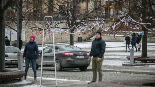 Gorlicki Rynek stroi się na święta [ZDJĘCIA]