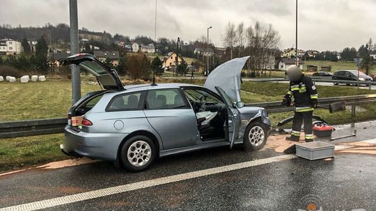 Biecz: Trzy karetki, pięć zastępów straży i policja